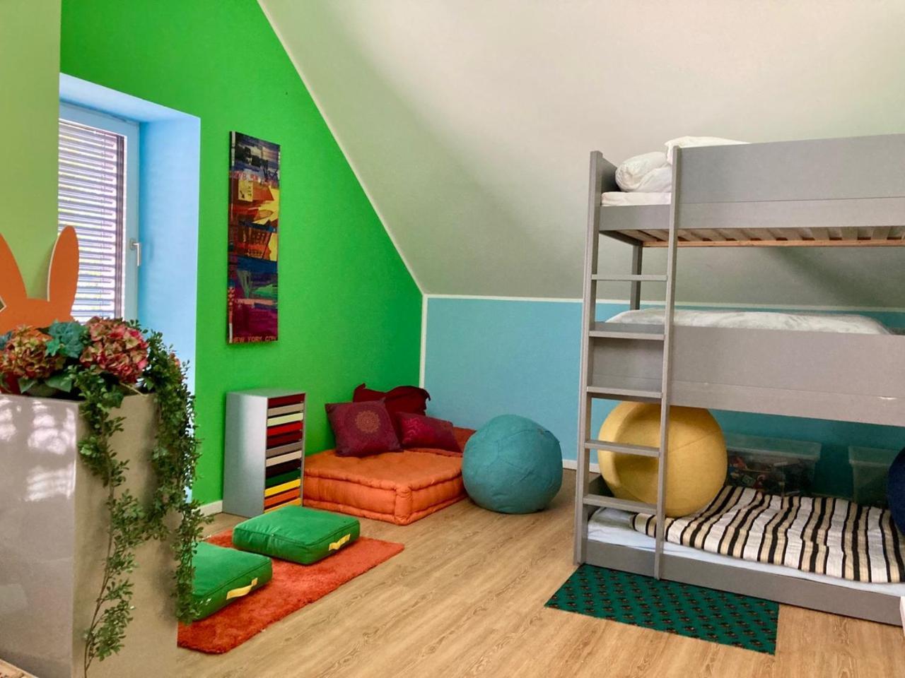 Wunderschoene In Innovativem Zero-emissionen Haus *